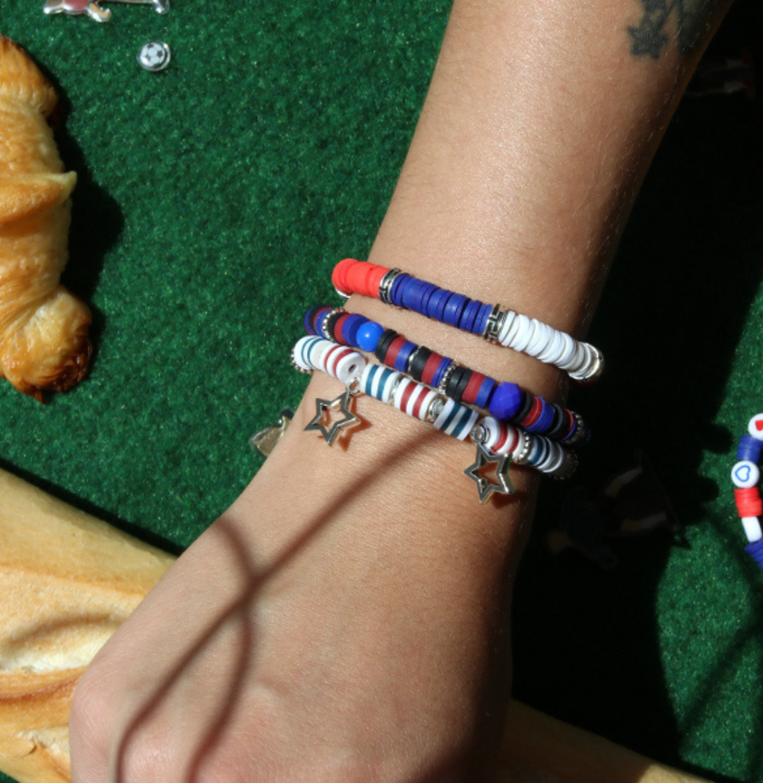 perles bleu blanc rouge
