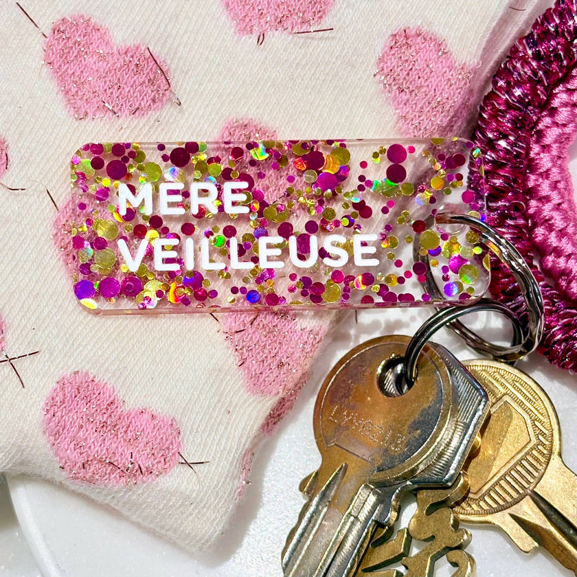 MÈRE VEILLEUSE Porte-clés à paillettes Plus de Love