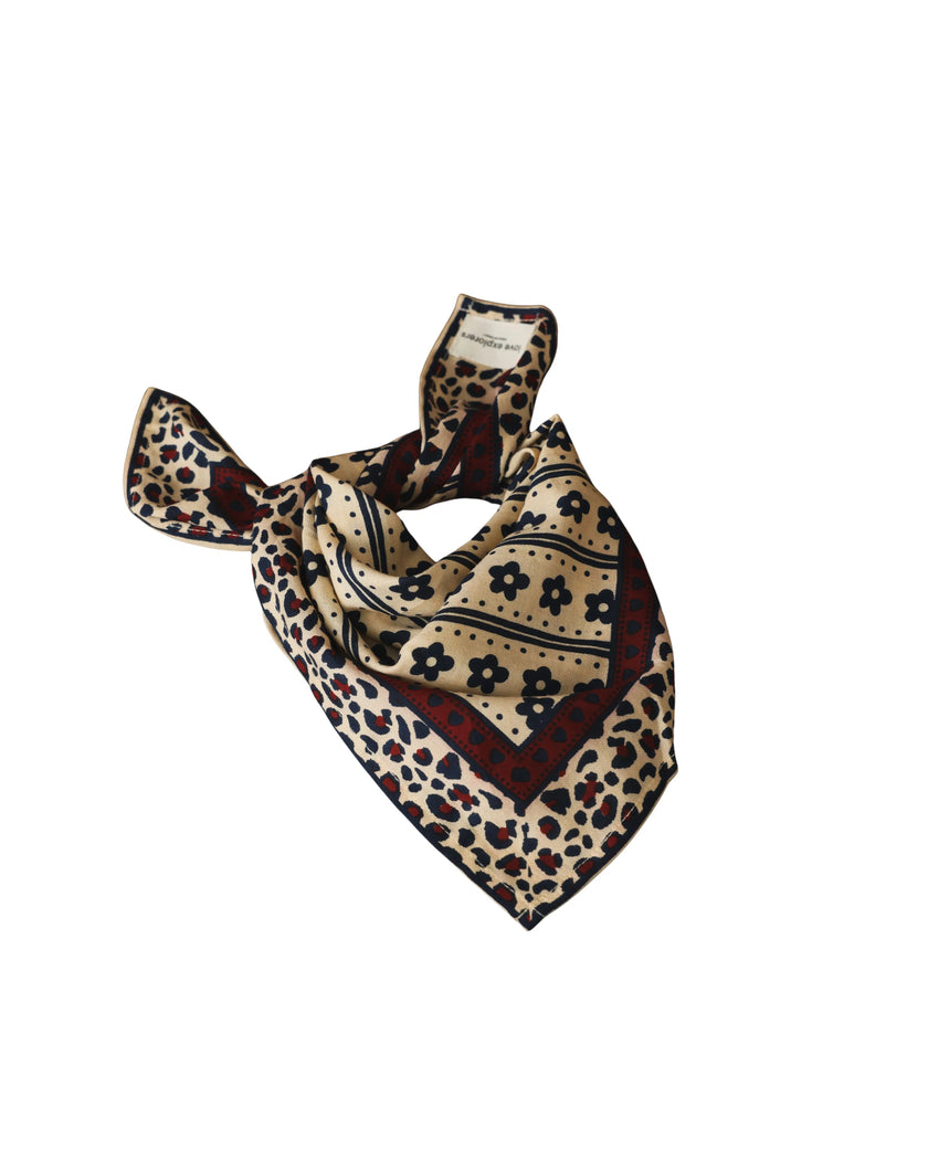 Petit foulard Léopard bordeaux