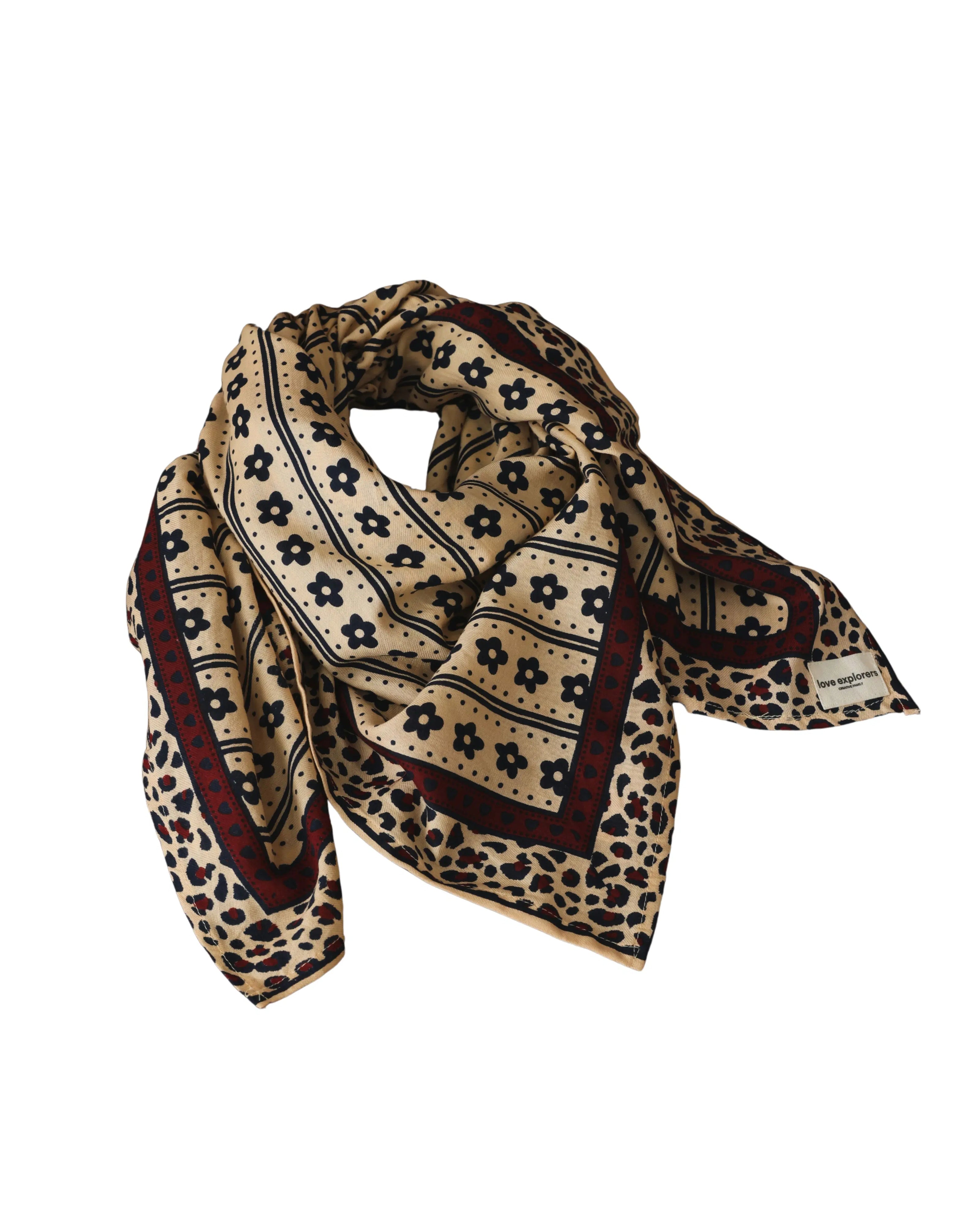 Grand foulard Léopard bordeaux