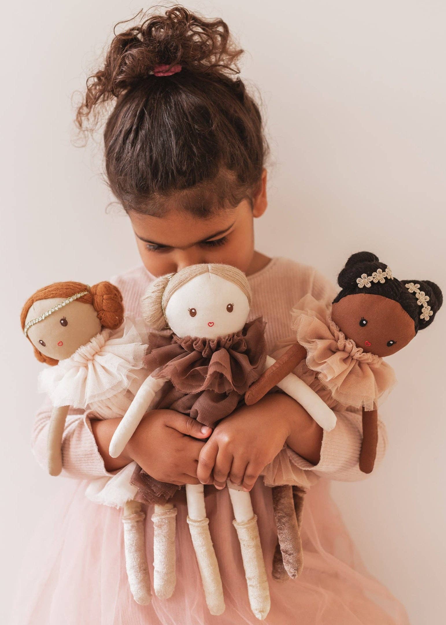 Dollies - Maggie Lu