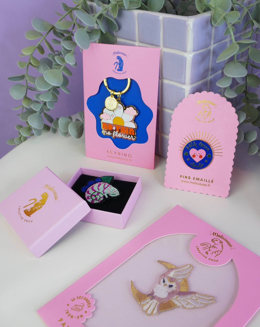 Pin'S Tiger Limistic
