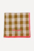 Serviettes de table à carreaux vichy et broderies