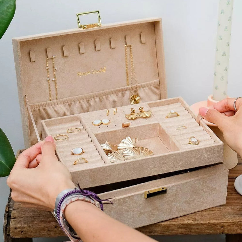 Boite a bijoux Louise velours beige