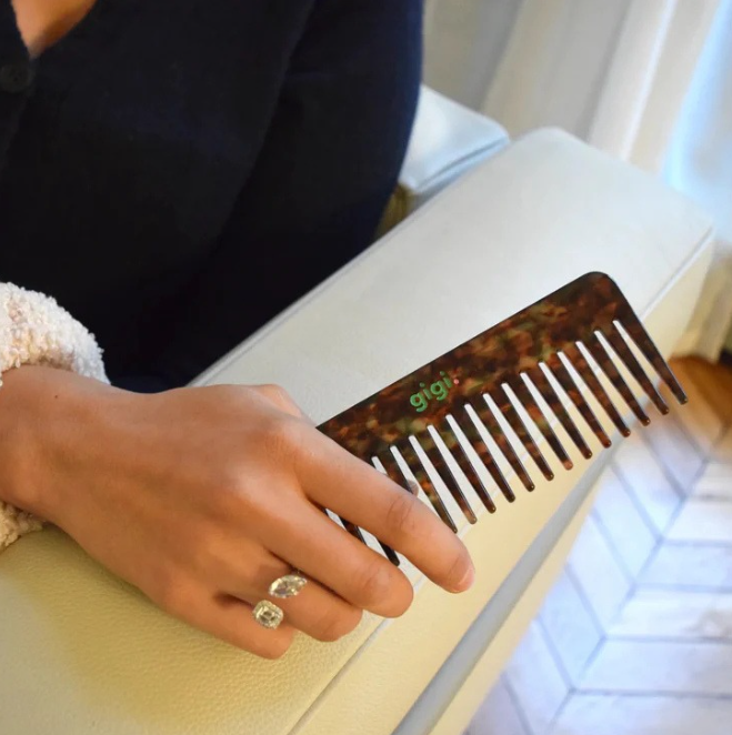 Le joli peigne | Ambre