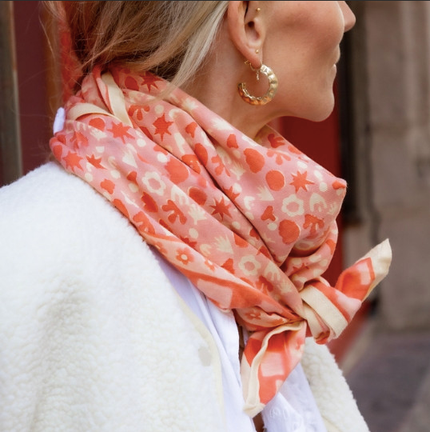 Grand foulard pattern rose/rouge