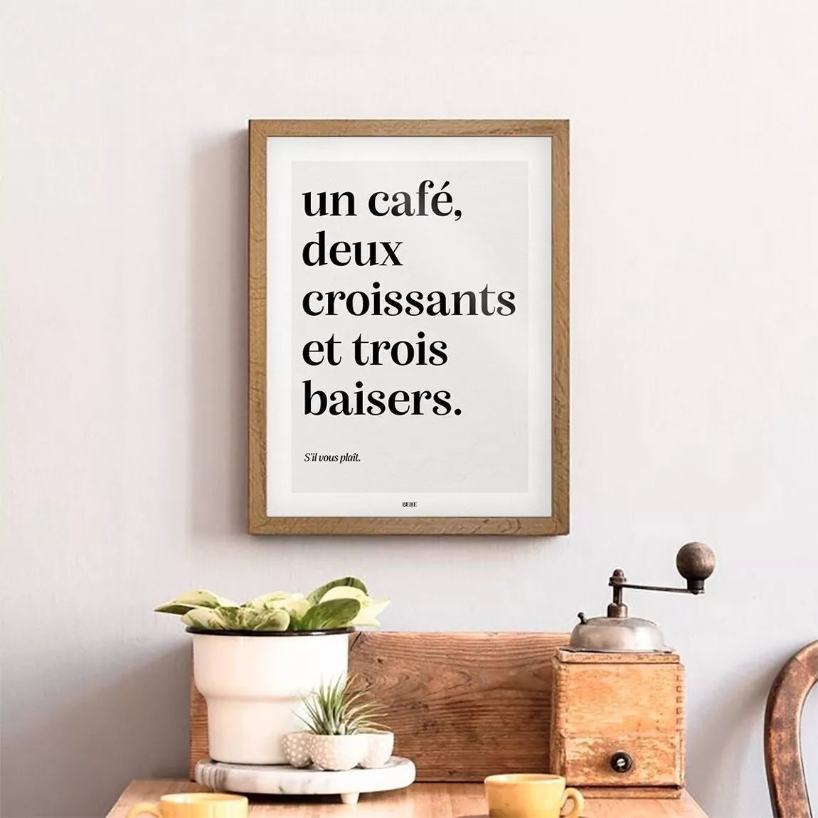 Affiche un café, deux croissants et trois baisers