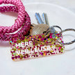 MÈRE VEILLEUSE Porte-clés à paillettes Plus de Love