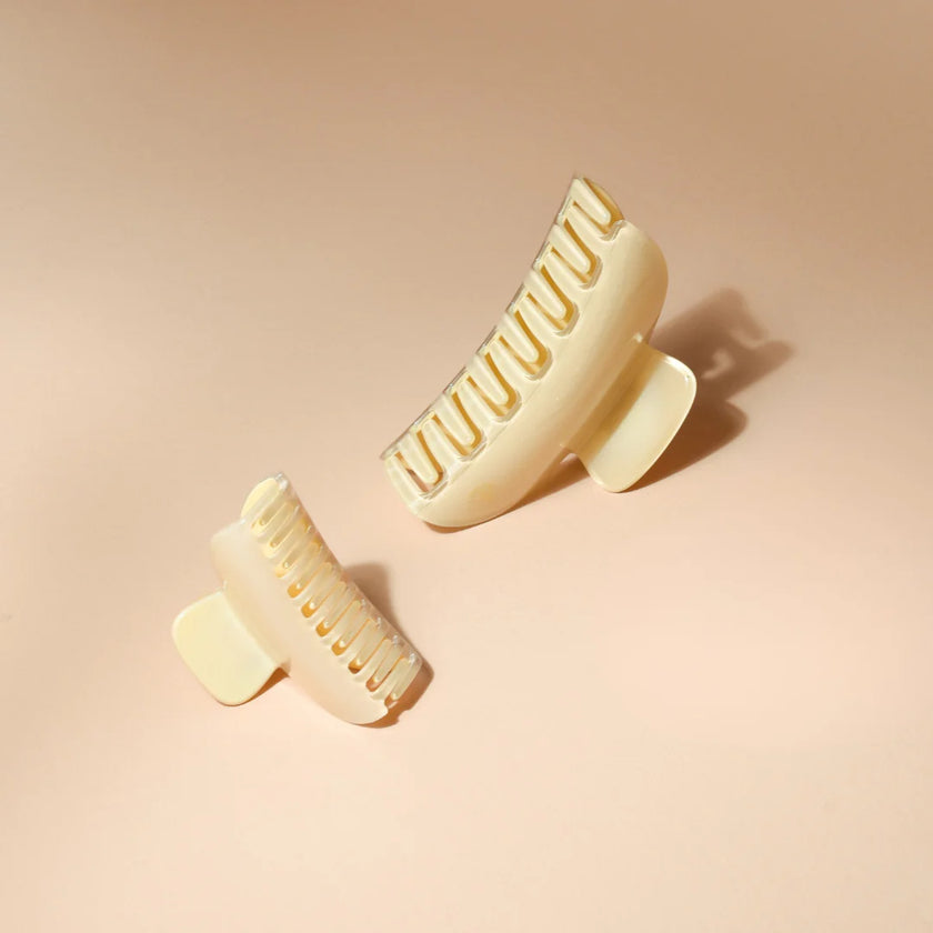 Pince à cheveux beige