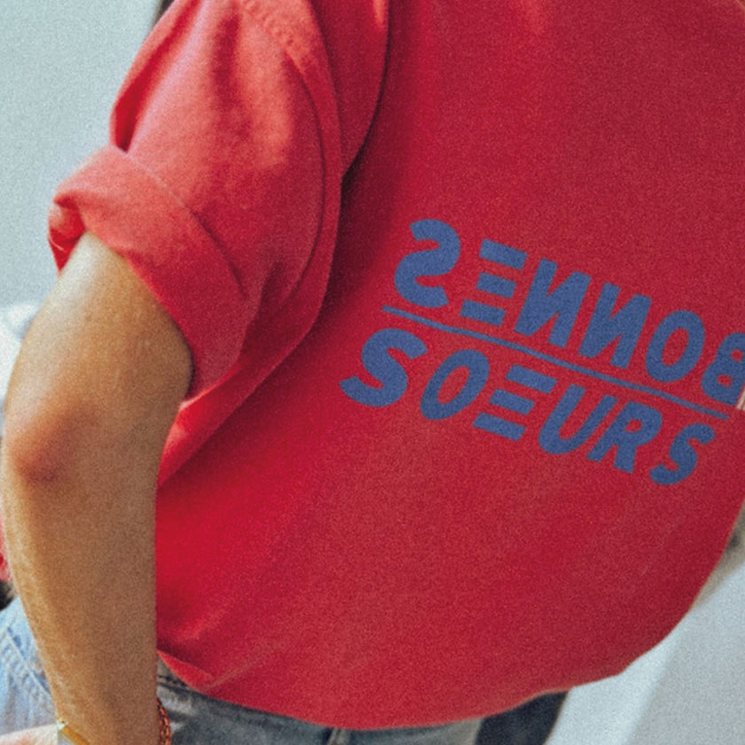 T-shirt oversize Basile rouge délavé – Les Bonnes Sœurs
