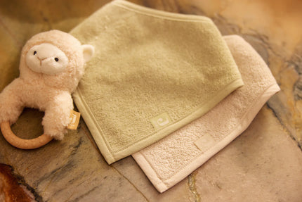 Bavoir bandana matcha et sand Jollein