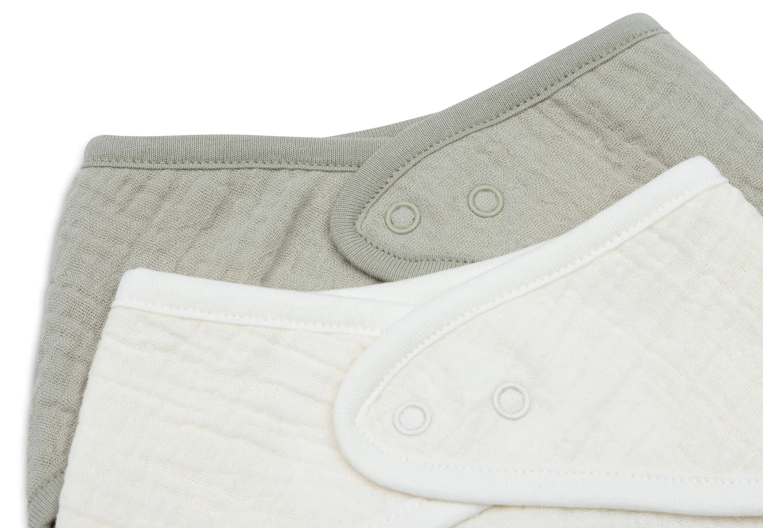 Bavoirs bandana vert et biscuit 