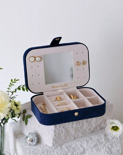 Boite à bijoux maison scarlett bleu marine velours