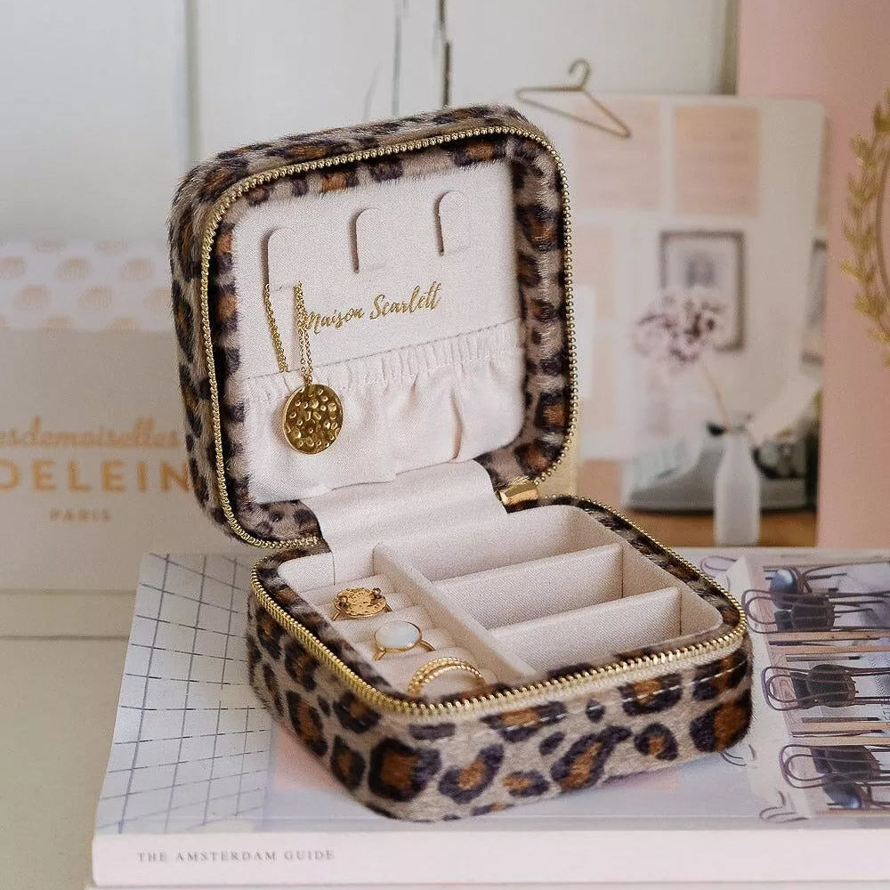 boite a bijoux corinne en leopard