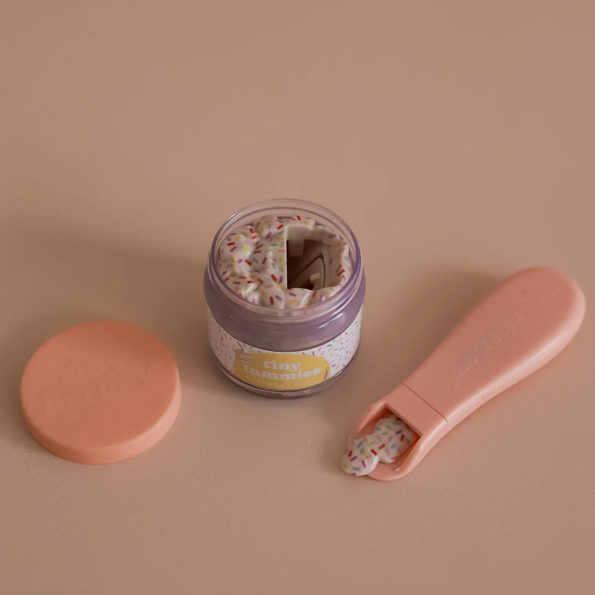 box anniversaire lait fraise