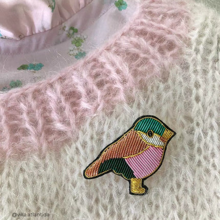 Broche oiseau barnabé aime le café 