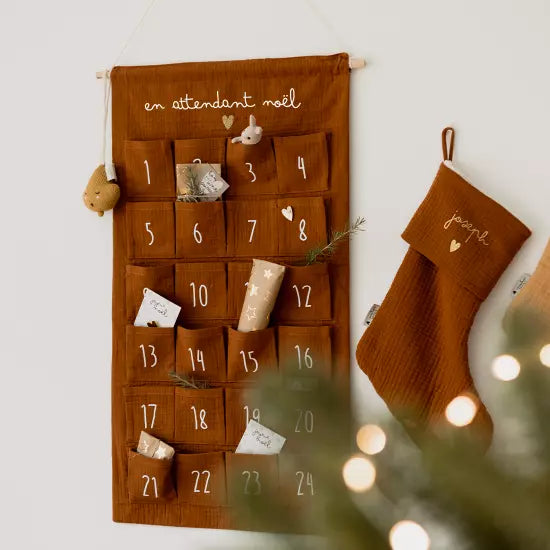 Calendrier de l'Avent en gaze de coton caramel