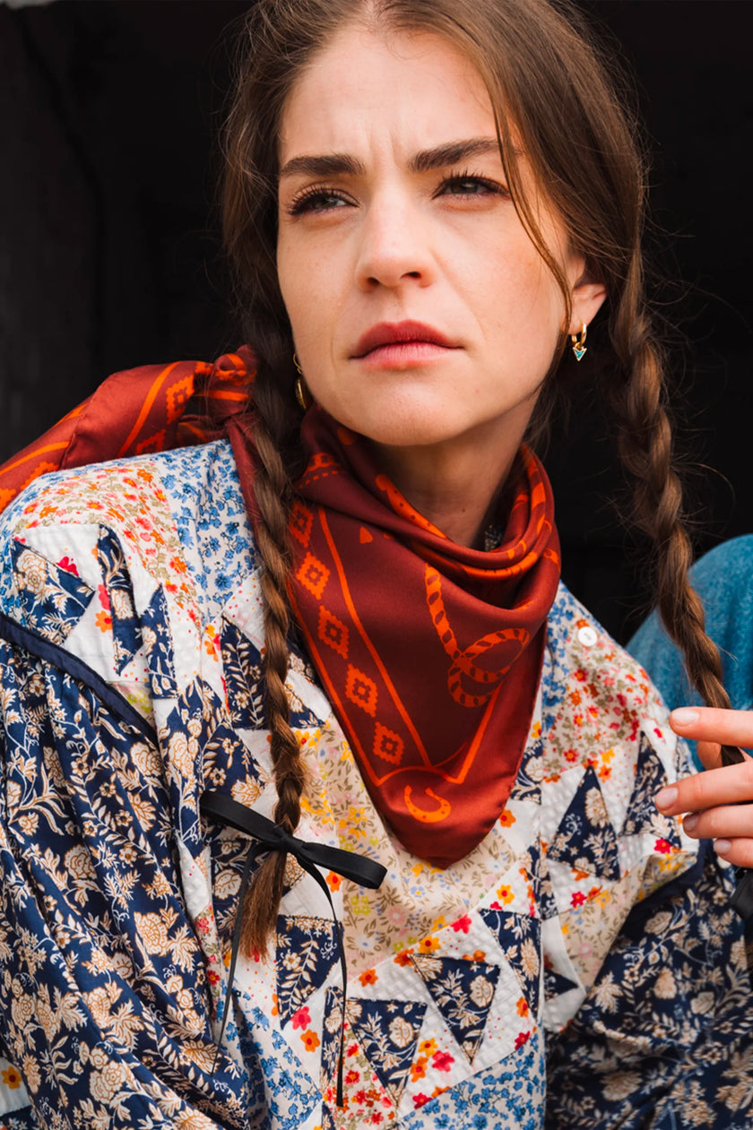 Carré de soie | Rodéo Motel Red