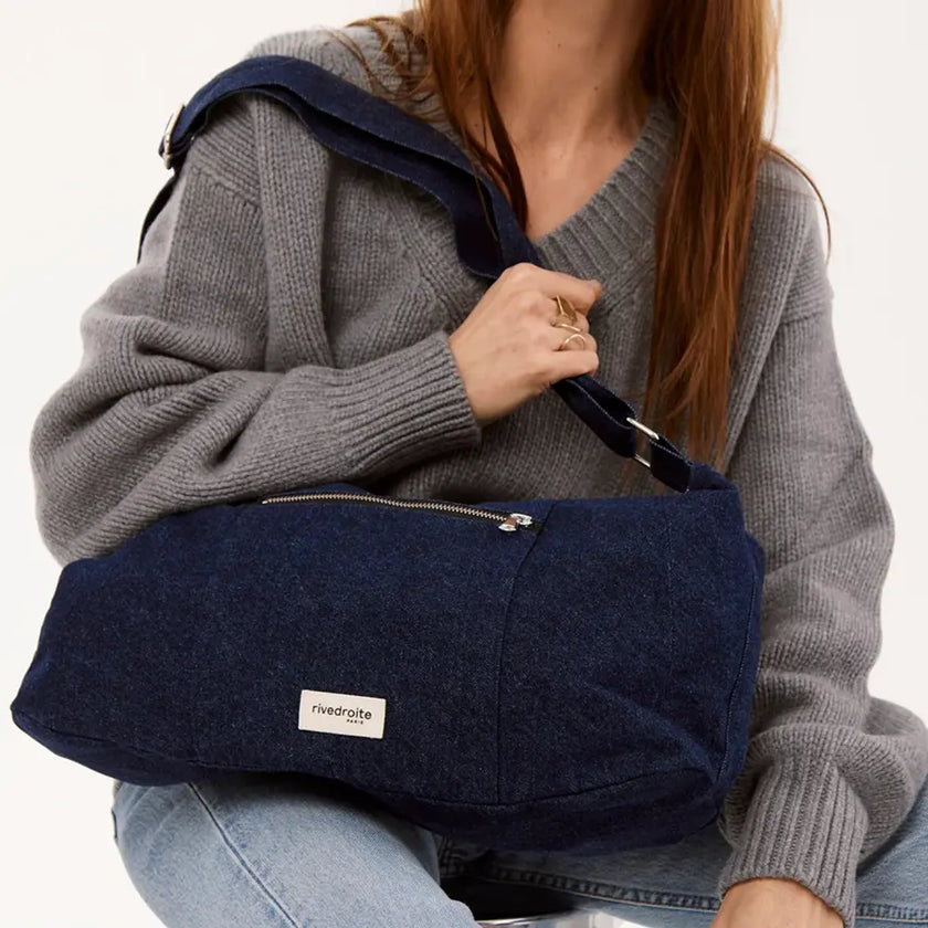 sac en jean bleu foncé