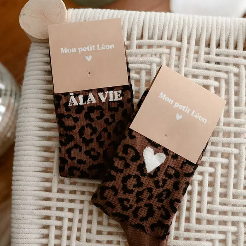 chaussettes léopard marron