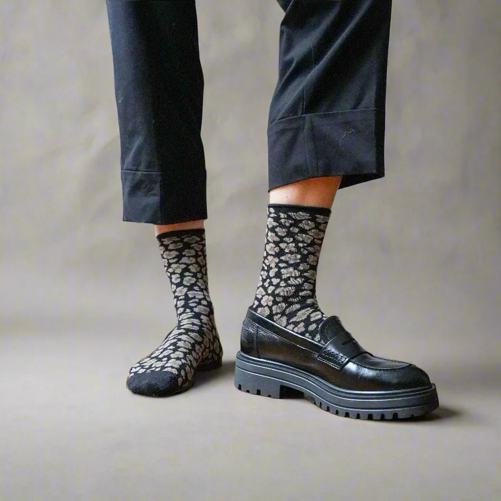 Chaussettes à paillettes léopard noir Klue