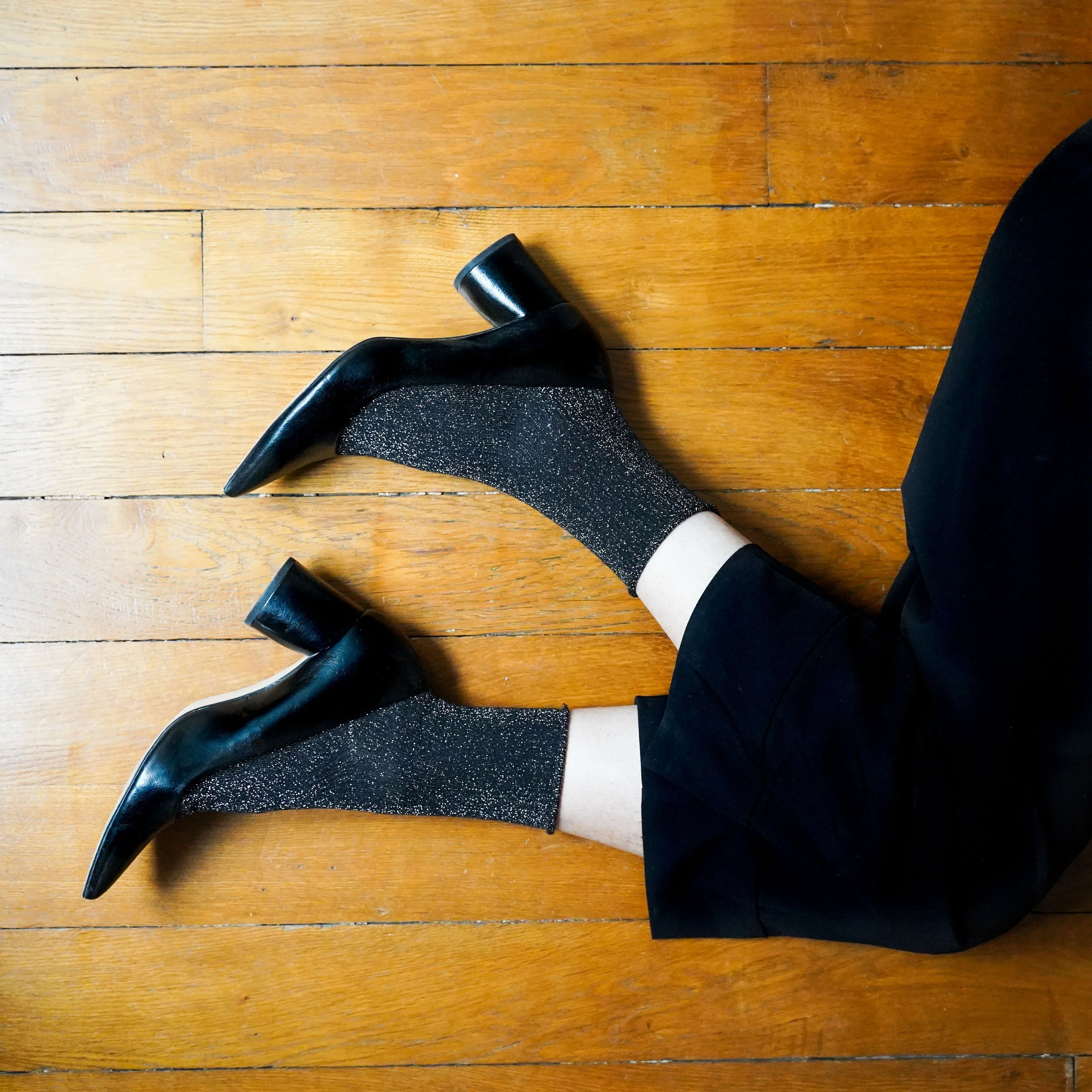 Chaussettes à paillettes noires Klue