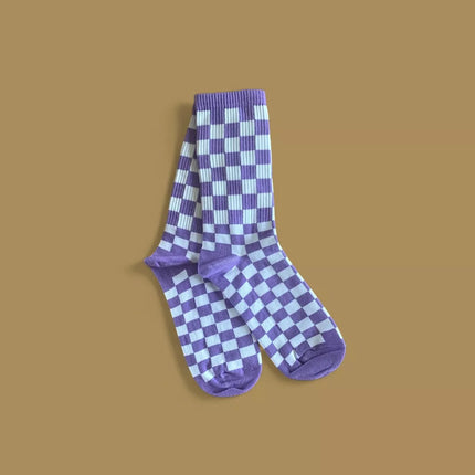chaussettes damier violet et blanc