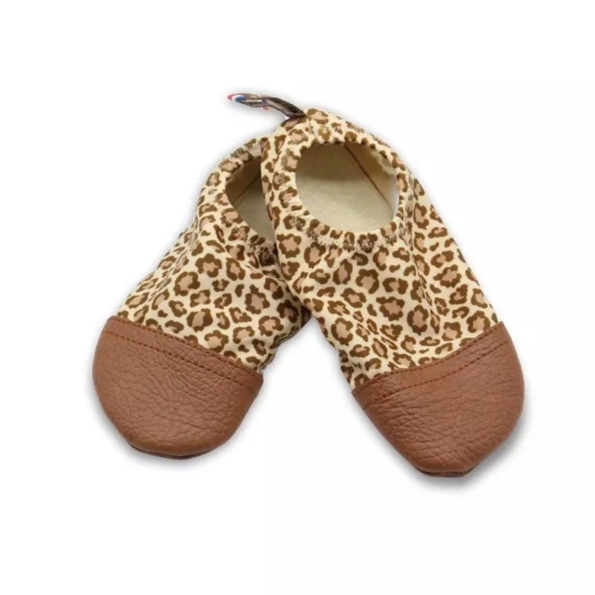 chausson souple léopard