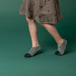 chaussons en velour vert