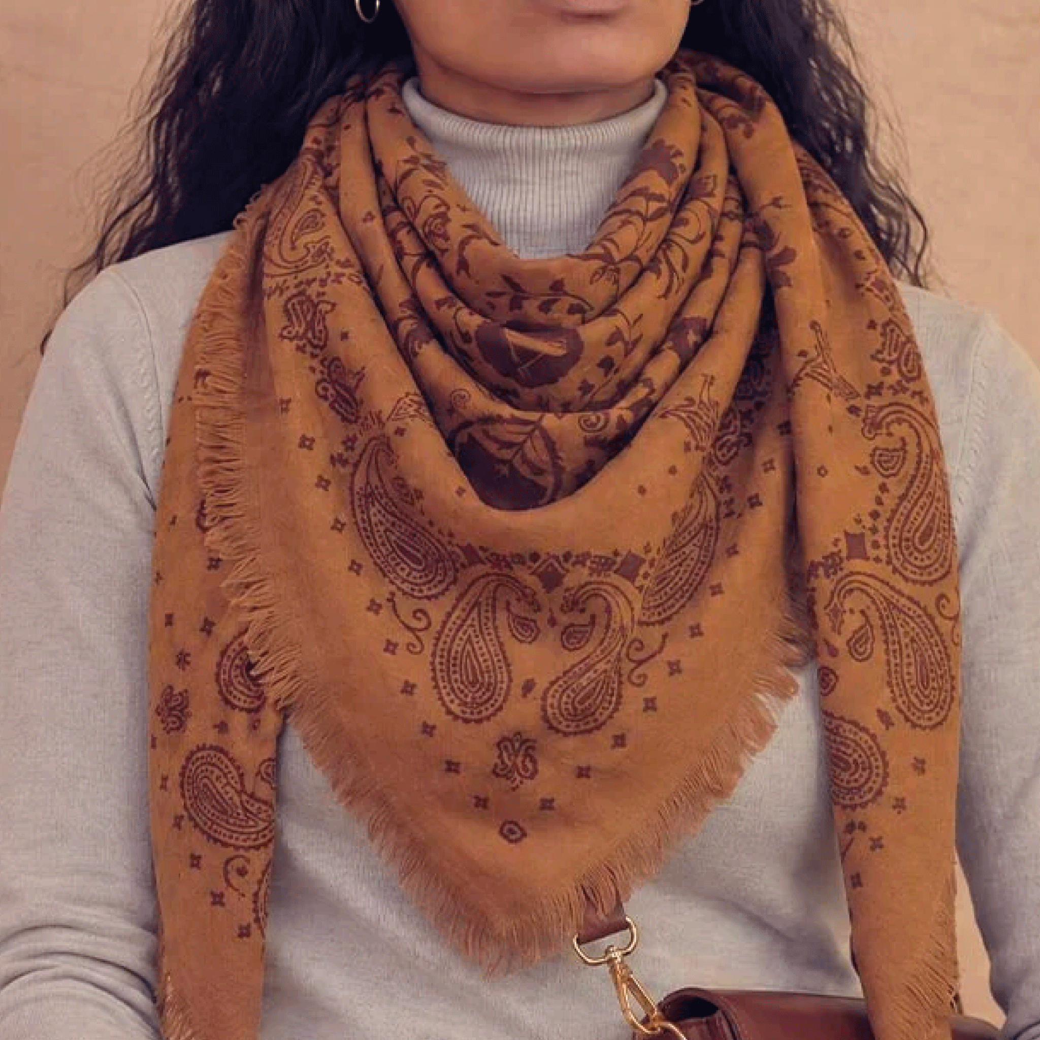 Grand foulard en laine Cuir – Ocre & bordeaux