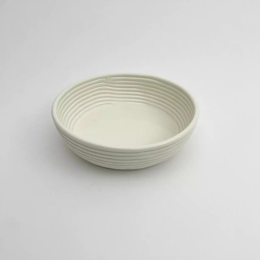 corbeille reliefs blanche