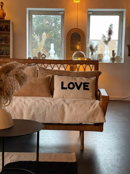 Coussin Love en toile