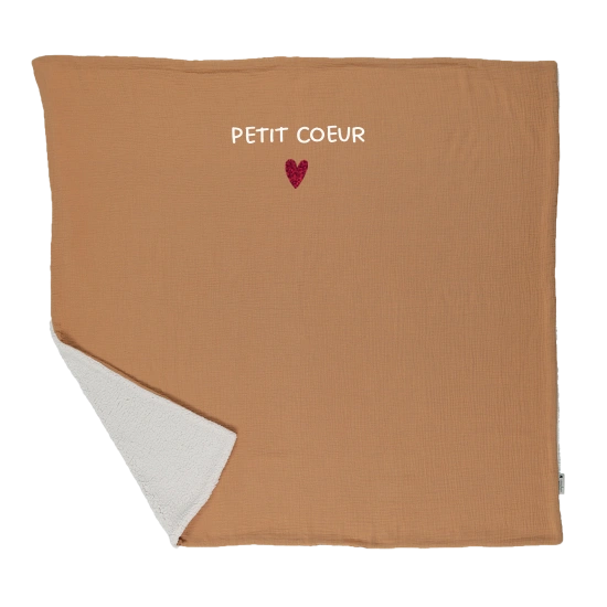 couverture-pilou-camel_1