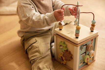 Cube d'activités en bois Jollein