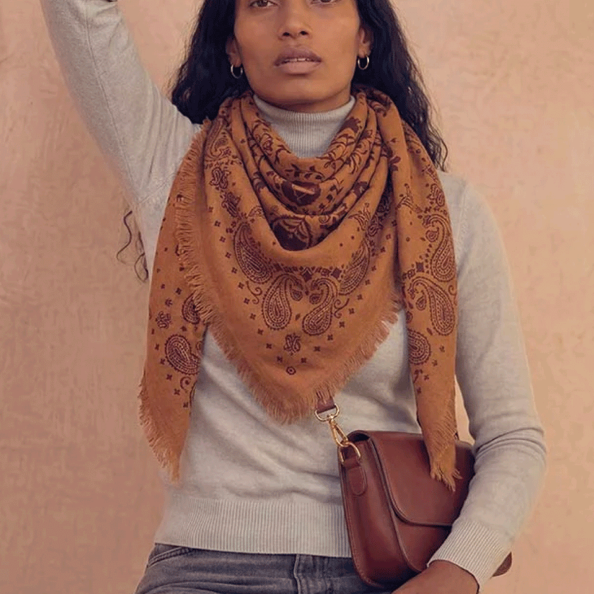 Grand foulard en laine Cuir – Ocre & bordeaux