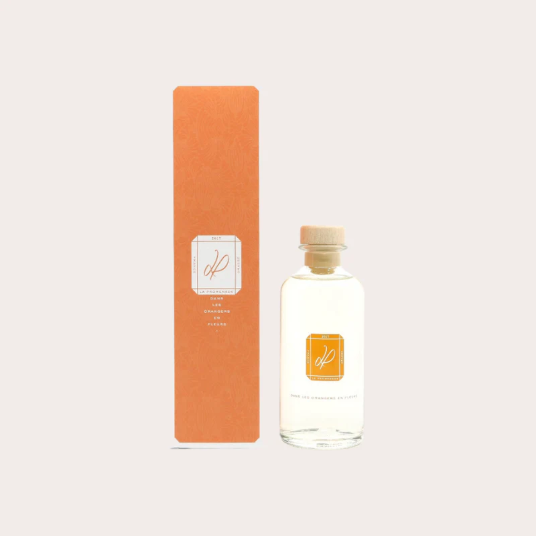 diffuseur dans les orangers en fleurs