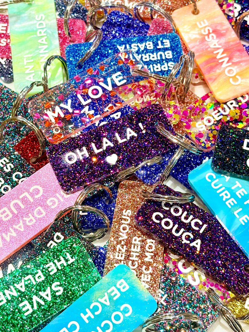 LES COPINES D'ABORD Porte-clés à paillettes Plus de Love