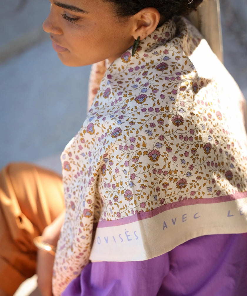 Grand foulard rosa violette Bellemme