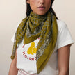 grand foulard kaki