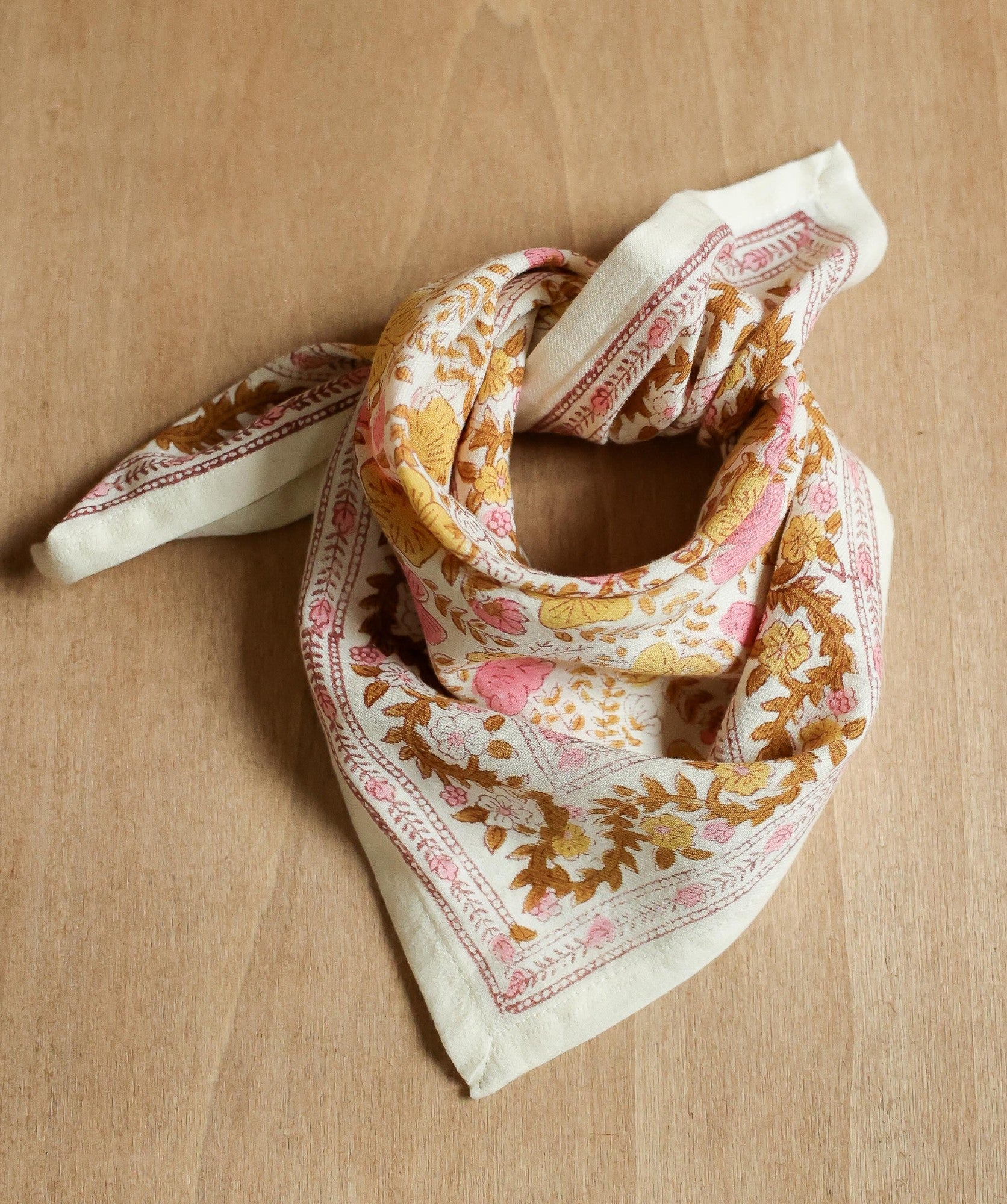 Petit foulard ellis mimosa bellemme