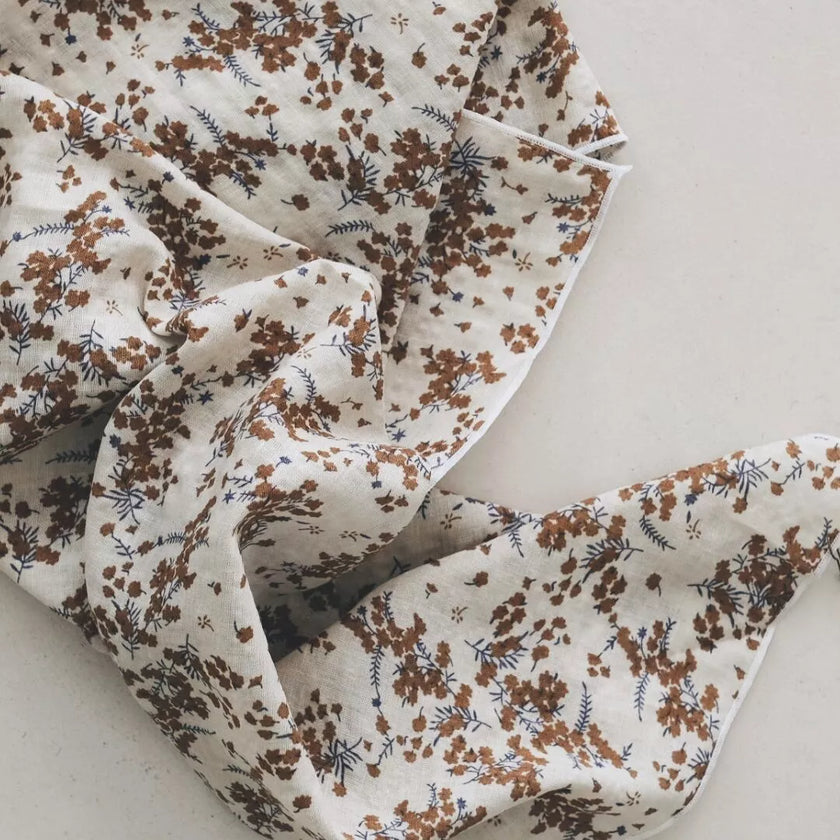 foulard fleuri 