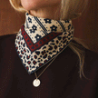 Petit foulard Léopard bordeaux