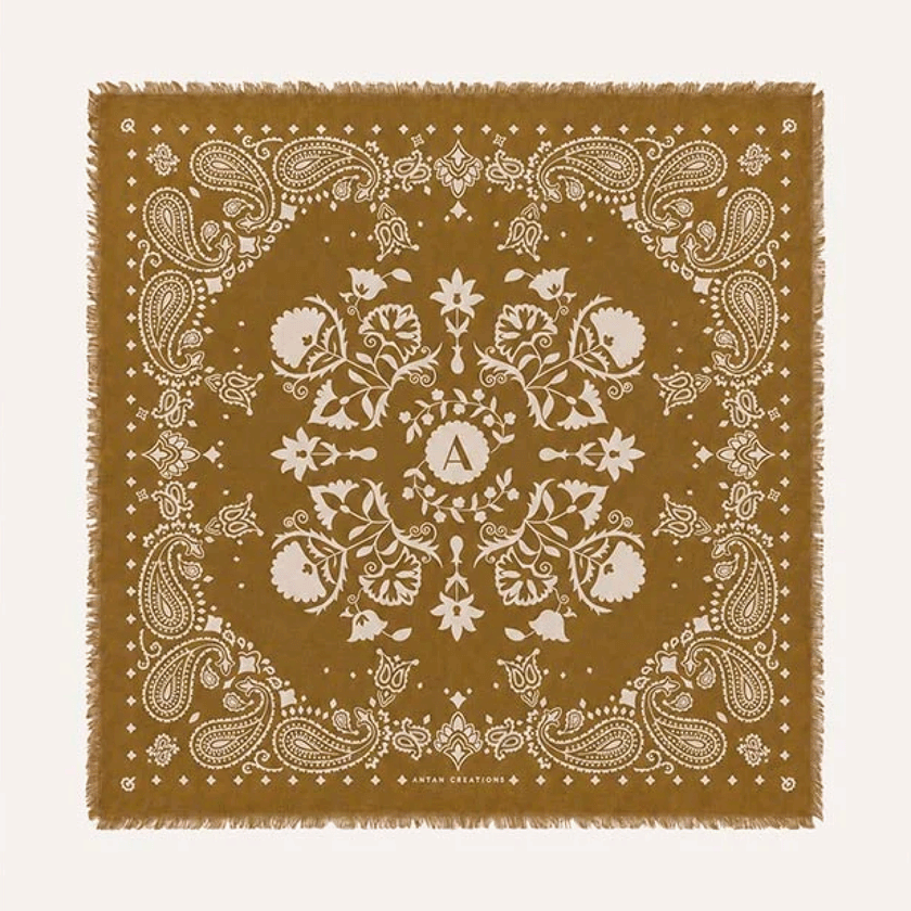 Grand foulard en laine Golden Brown – 100 × 100 cm