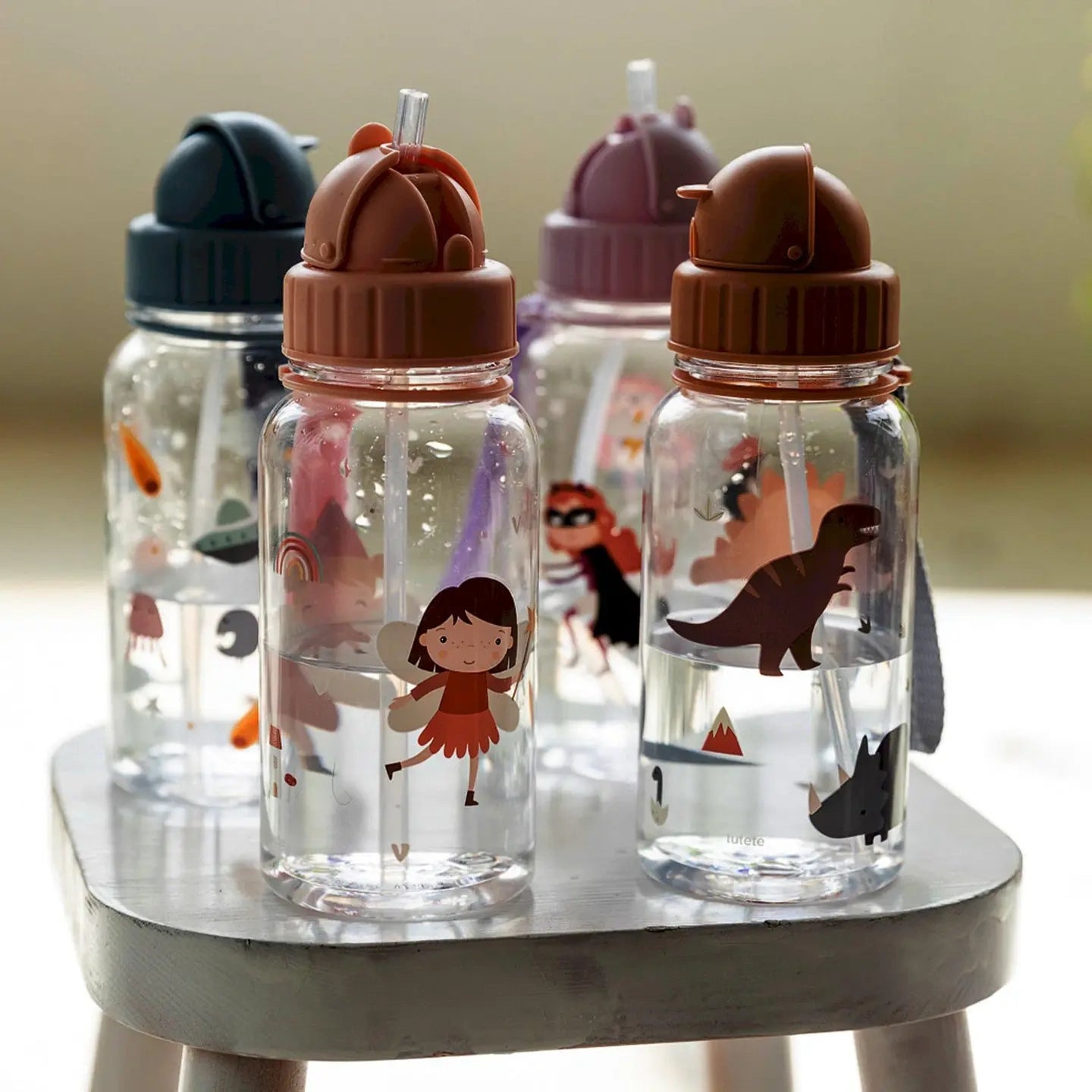 gourde en plastique dino world