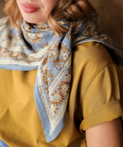 Grand foulard bellemme jasmine bleu orage