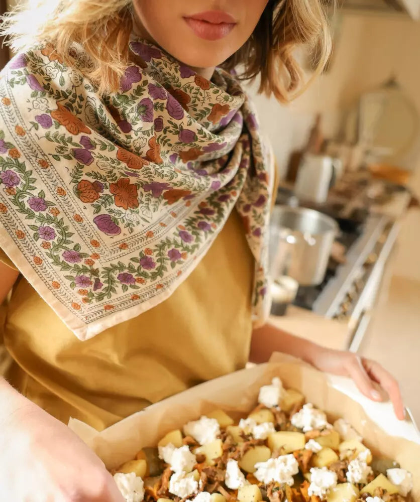 Foulard violet rouge et vert