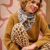 grand foulard fleuri bleu azur