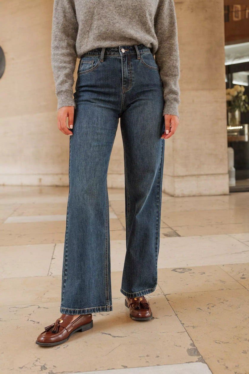 Jean bleu foncé Celestin Oraije