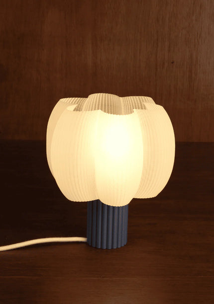 Lampe bleuu studio bleu nuit 