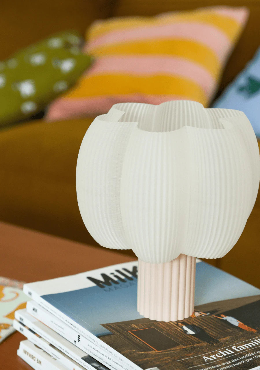 Lampe Fluffy bleuu studio sable